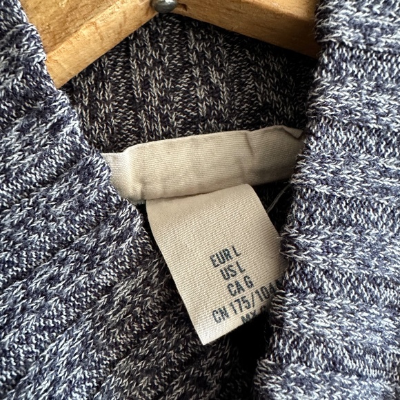 H&M Lightweight Ribbed Grey Turtleneck Sweater - Picture 4 of 5